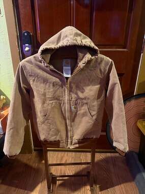 Youth Carhartt thermal lined jacket size Large